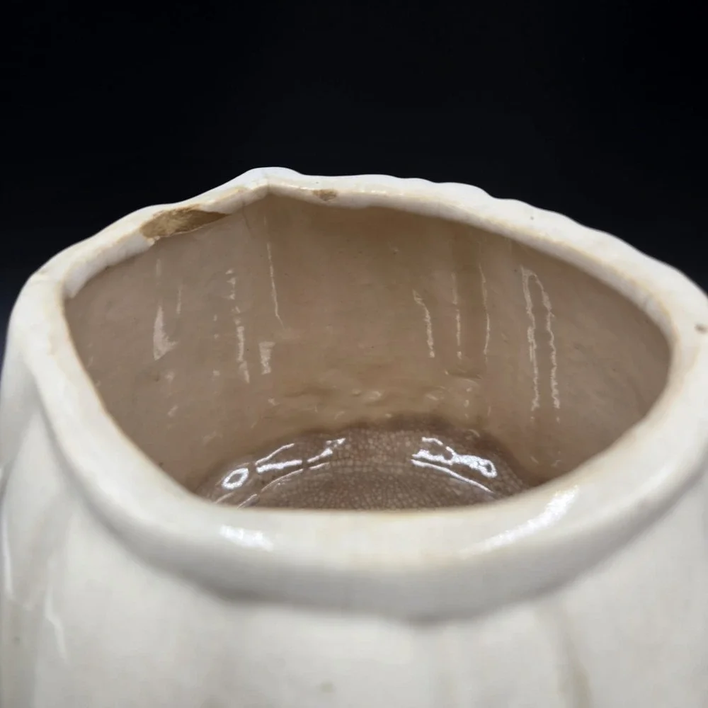 Vintage‎ McCoy 1940s Figural Woman Cookie Jar Pottery Raised Cookies